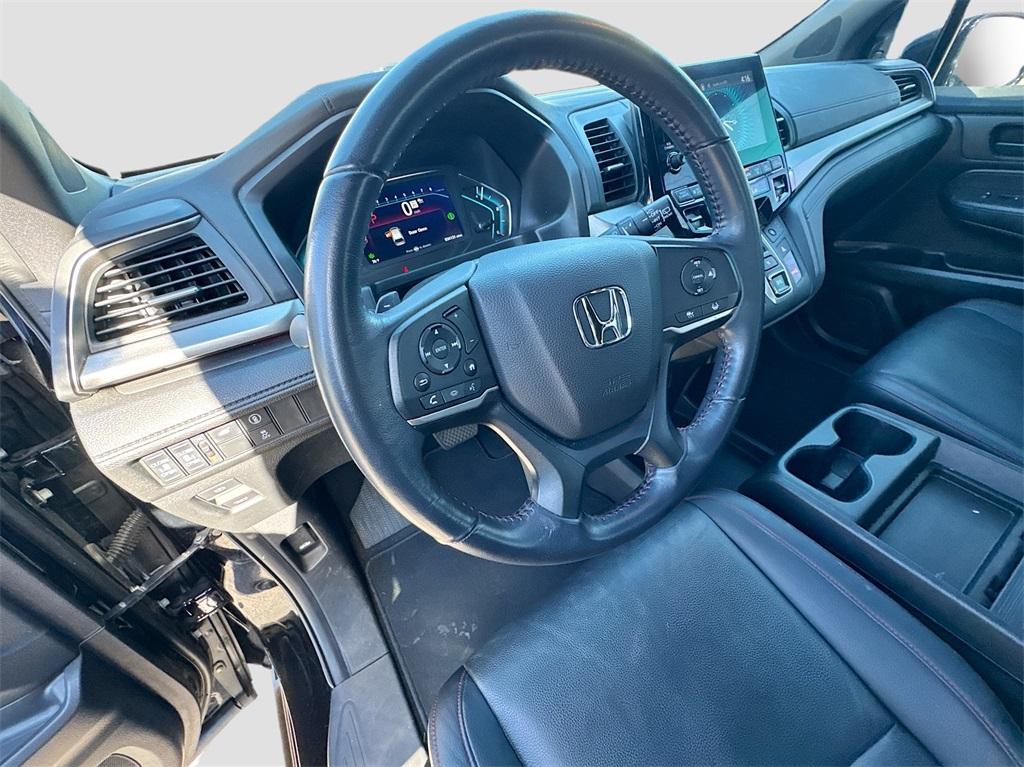 used 2023 Honda Odyssey car, priced at $33,887
