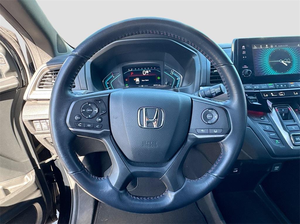 used 2023 Honda Odyssey car, priced at $33,887