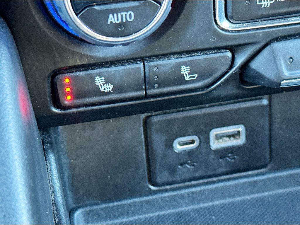 used 2023 Chevrolet Suburban car, priced at $40,698