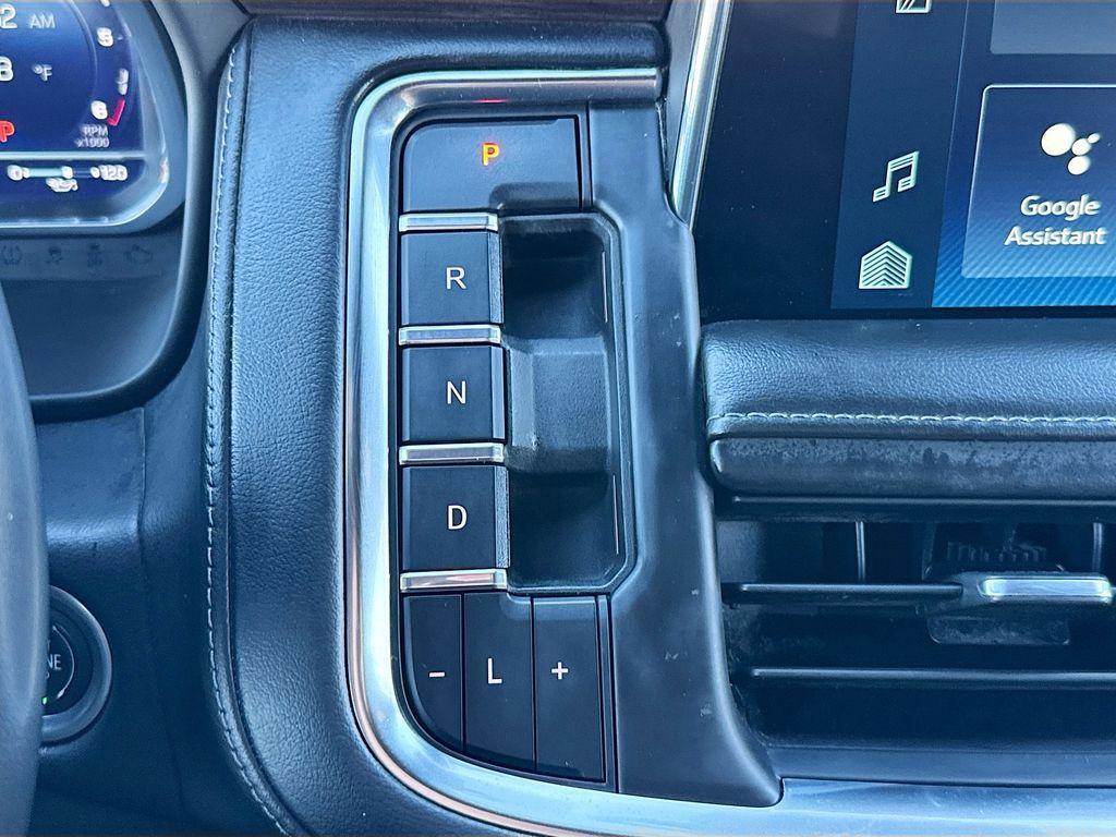 used 2023 Chevrolet Suburban car, priced at $40,698