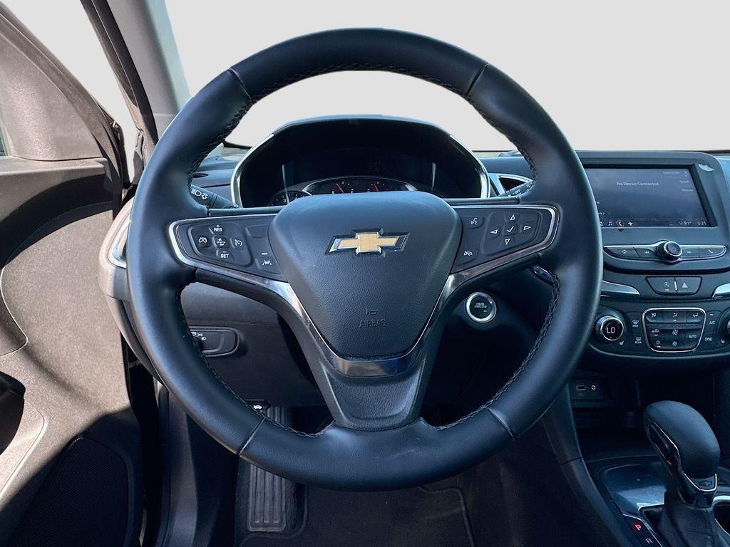 used 2024 Chevrolet Equinox car, priced at $19,888