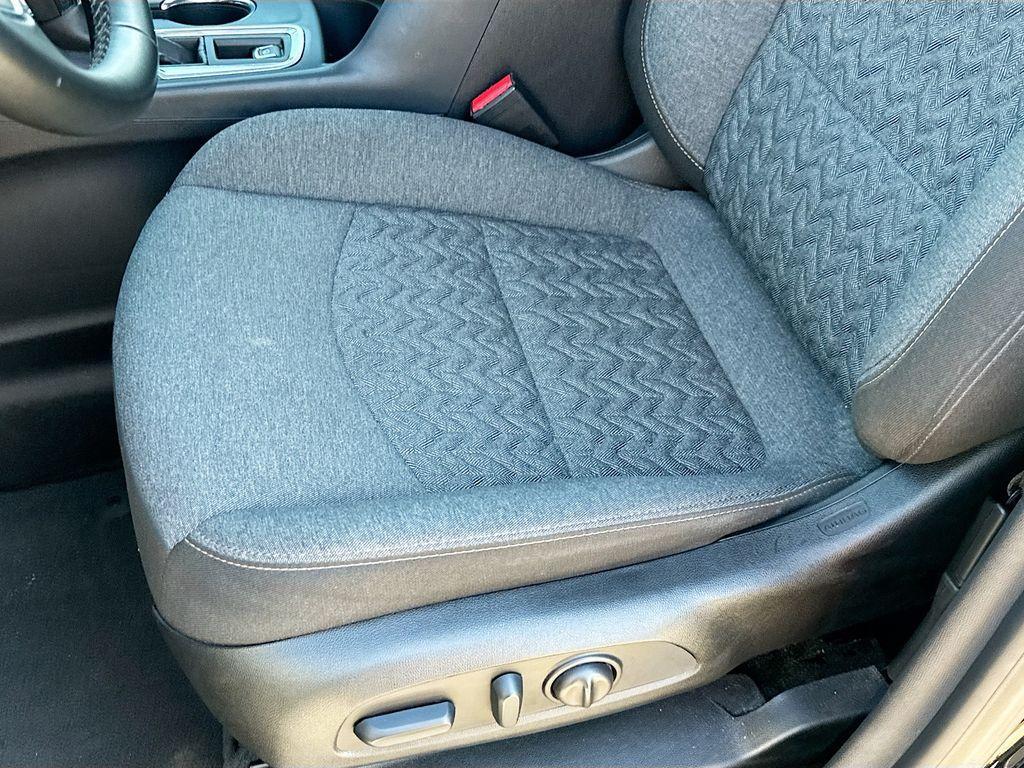 used 2024 Chevrolet Equinox car, priced at $19,888