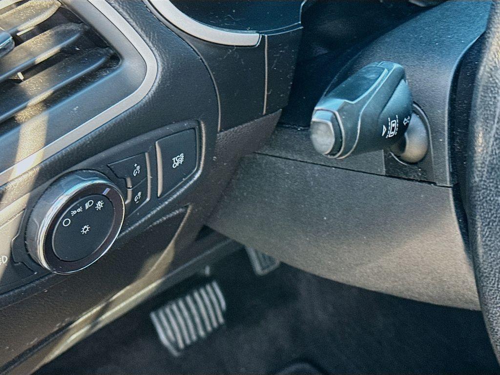 used 2020 Ford Edge car, priced at $8,898