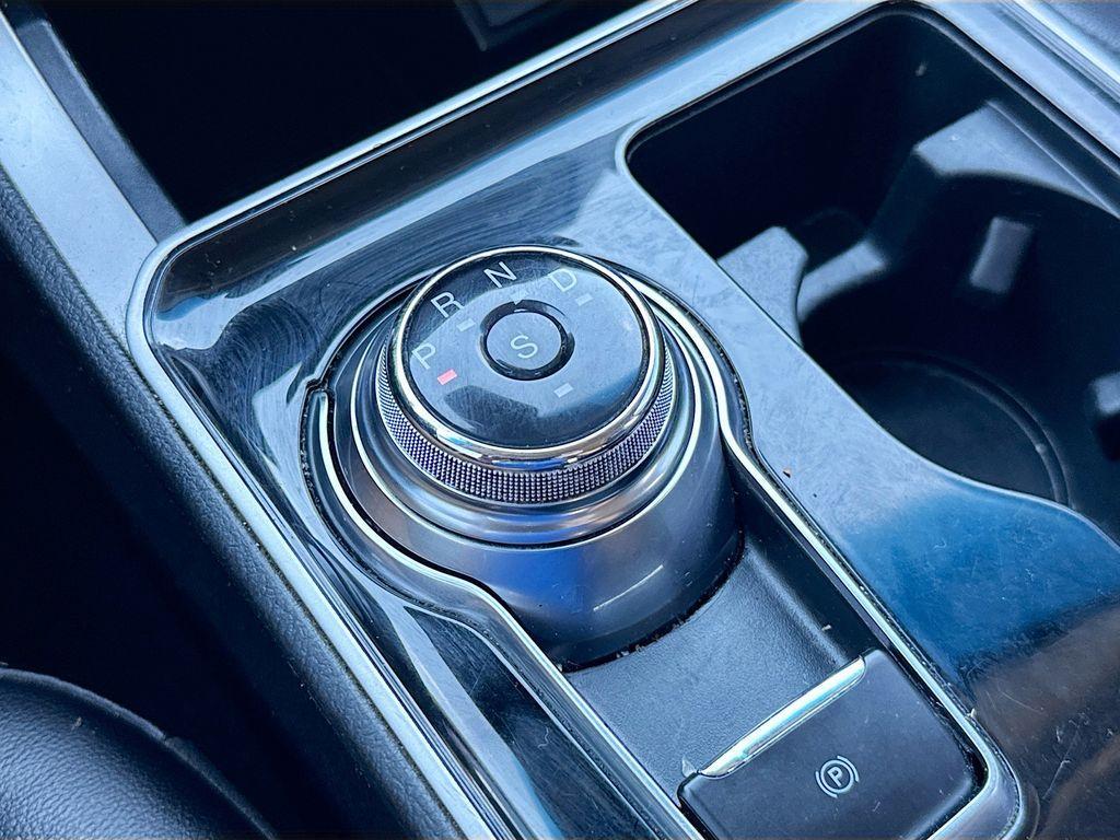 used 2020 Ford Edge car, priced at $8,898