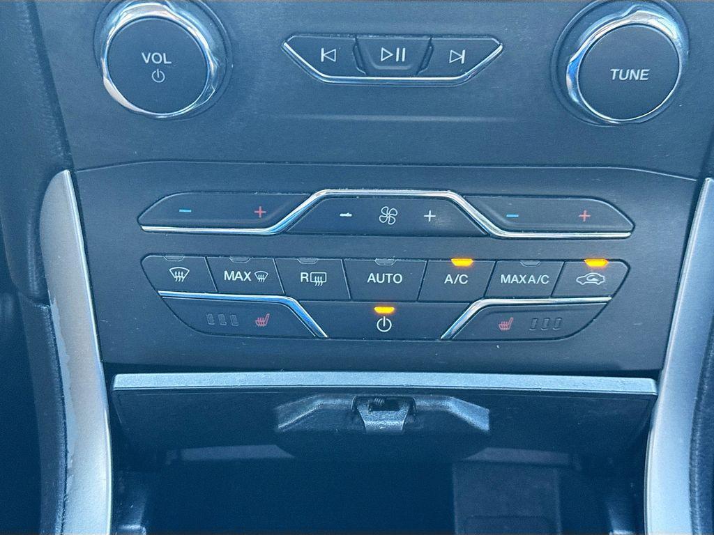 used 2020 Ford Edge car, priced at $8,898