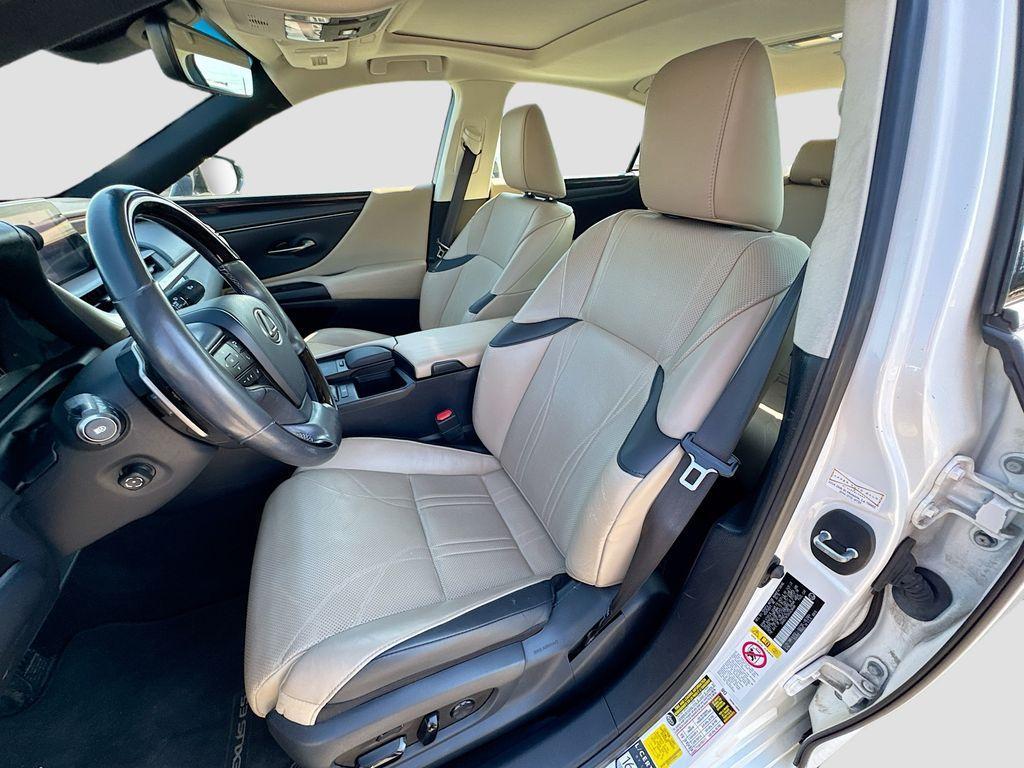 used 2019 Lexus ES 350 car, priced at $29,993