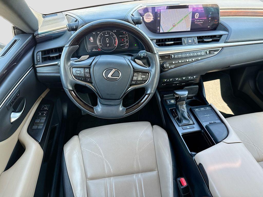 used 2019 Lexus ES 350 car, priced at $30,888