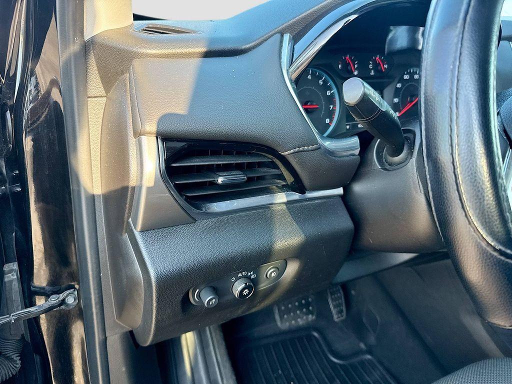 used 2020 Chevrolet Traverse car, priced at $8,998
