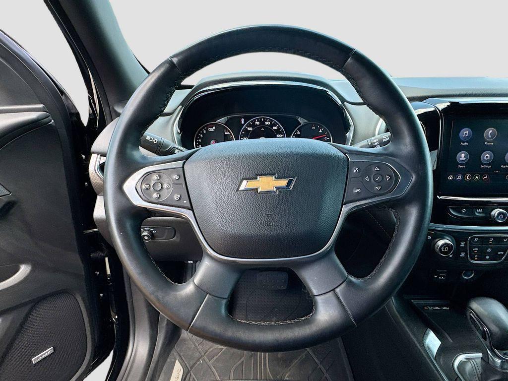 used 2023 Chevrolet Traverse car, priced at $37,674