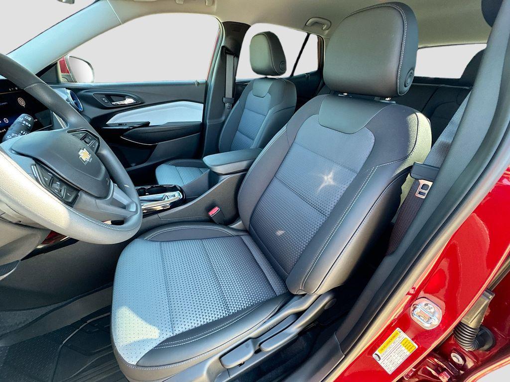 used 2025 Chevrolet Trax car, priced at $23,588