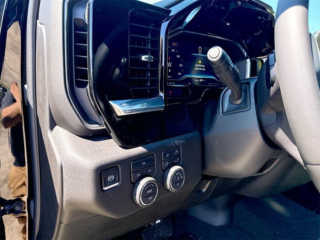 new 2025 Chevrolet Silverado 2500 car, priced at $72,670