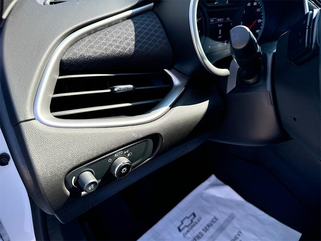 new 2025 Chevrolet Malibu car, priced at $27,495