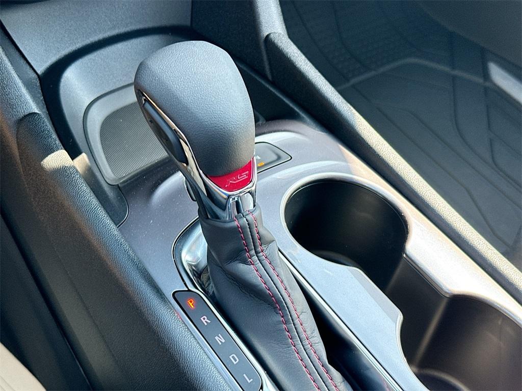 new 2025 Chevrolet Malibu car, priced at $27,495