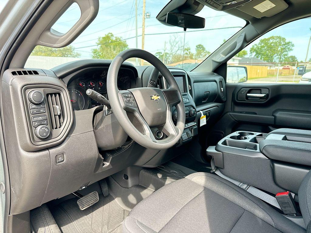 new 2024 Chevrolet Silverado 1500 car, priced at $44,975