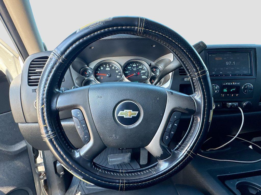used 2011 Chevrolet Silverado 1500 car, priced at $9,998