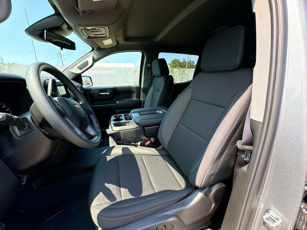 new 2024 Chevrolet Silverado 1500 car, priced at $45,770