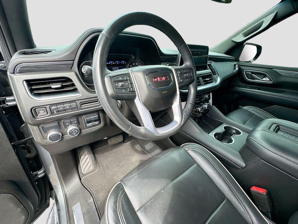 used 2021 GMC Yukon car, priced at $38,889
