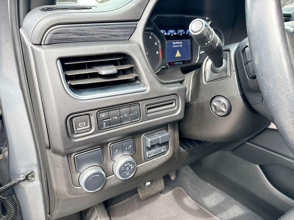 used 2021 GMC Yukon car, priced at $38,889