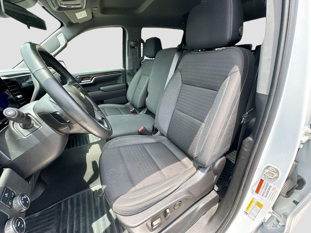 used 2023 Chevrolet Silverado 1500 car, priced at $32,988
