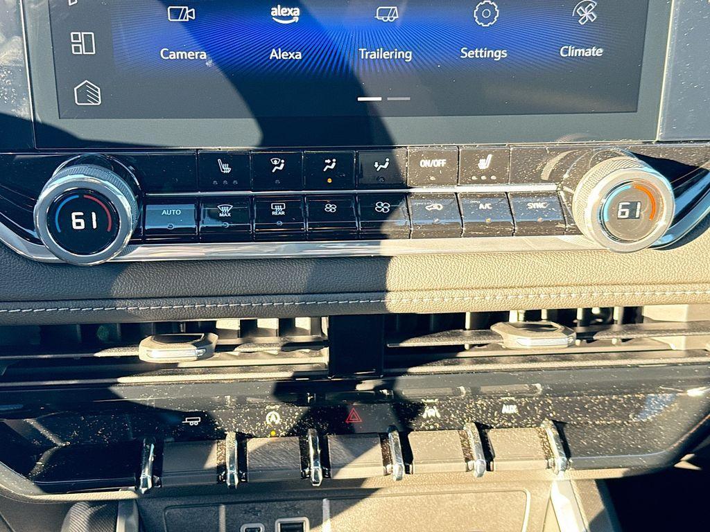 new 2024 Chevrolet Colorado car, priced at $42,770