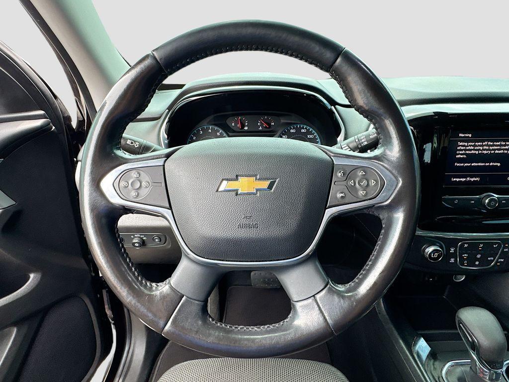 used 2021 Chevrolet Traverse car, priced at $21,878