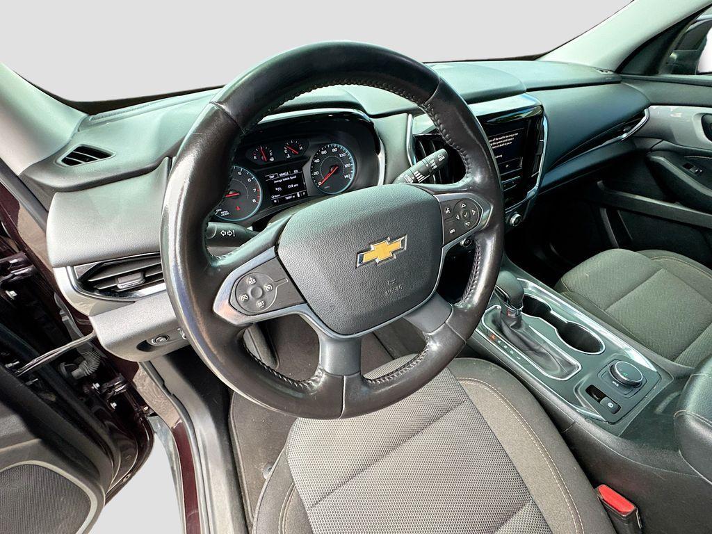 used 2021 Chevrolet Traverse car, priced at $21,878