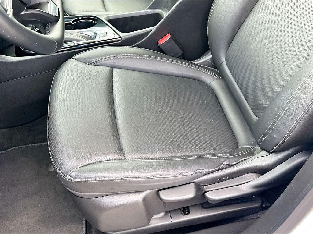 used 2024 Buick Encore GX car, priced at $21,998