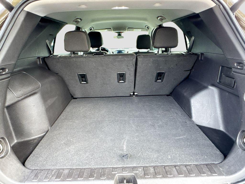 used 2024 Chevrolet Equinox car, priced at $20,981