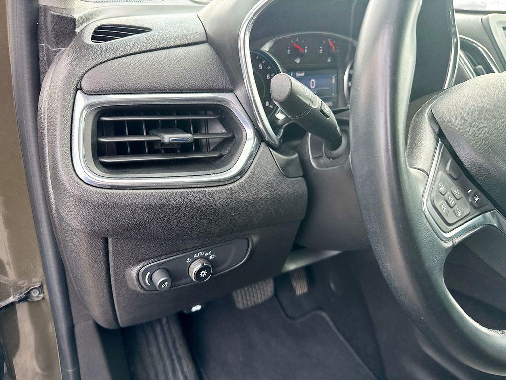 used 2024 Chevrolet Equinox car, priced at $20,981
