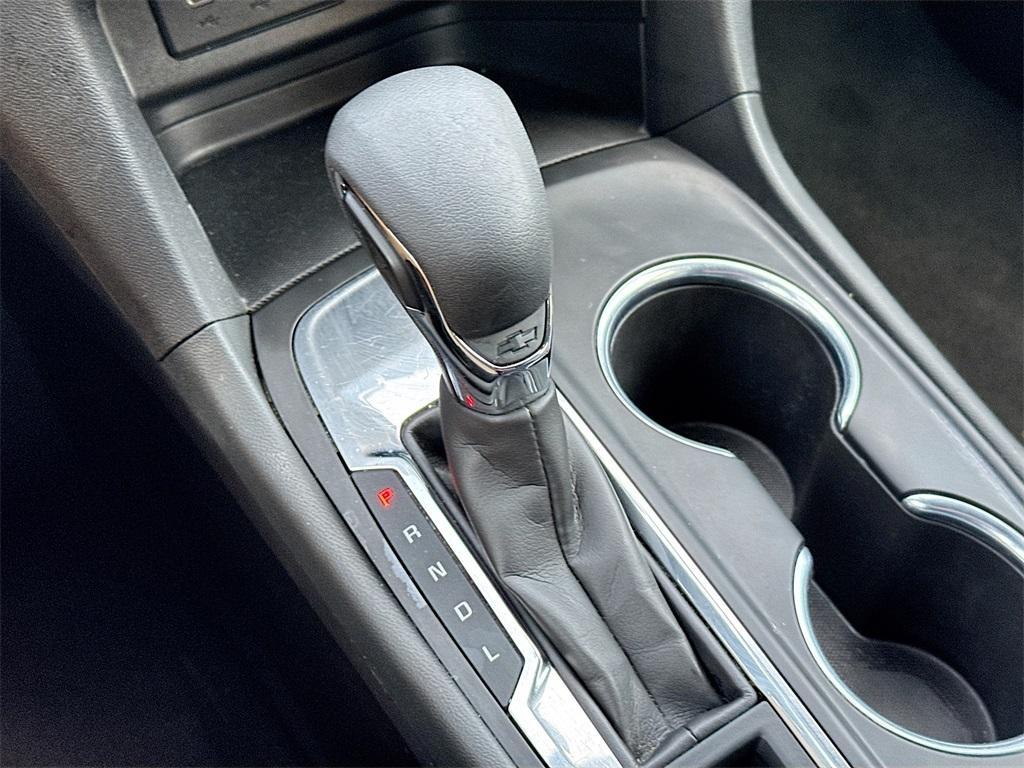 used 2023 Chevrolet Equinox car, priced at $19,488
