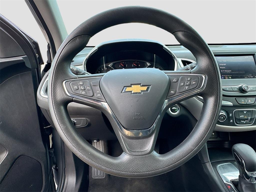 used 2023 Chevrolet Equinox car, priced at $19,488
