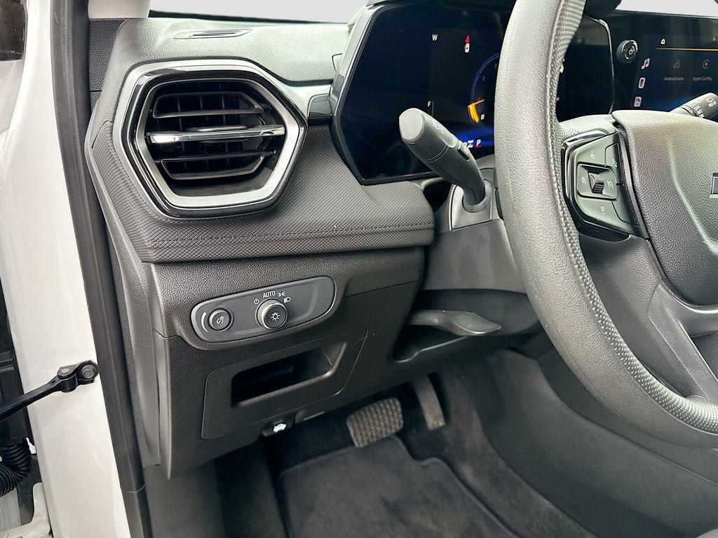 used 2024 Chevrolet TrailBlazer car, priced at $23,287