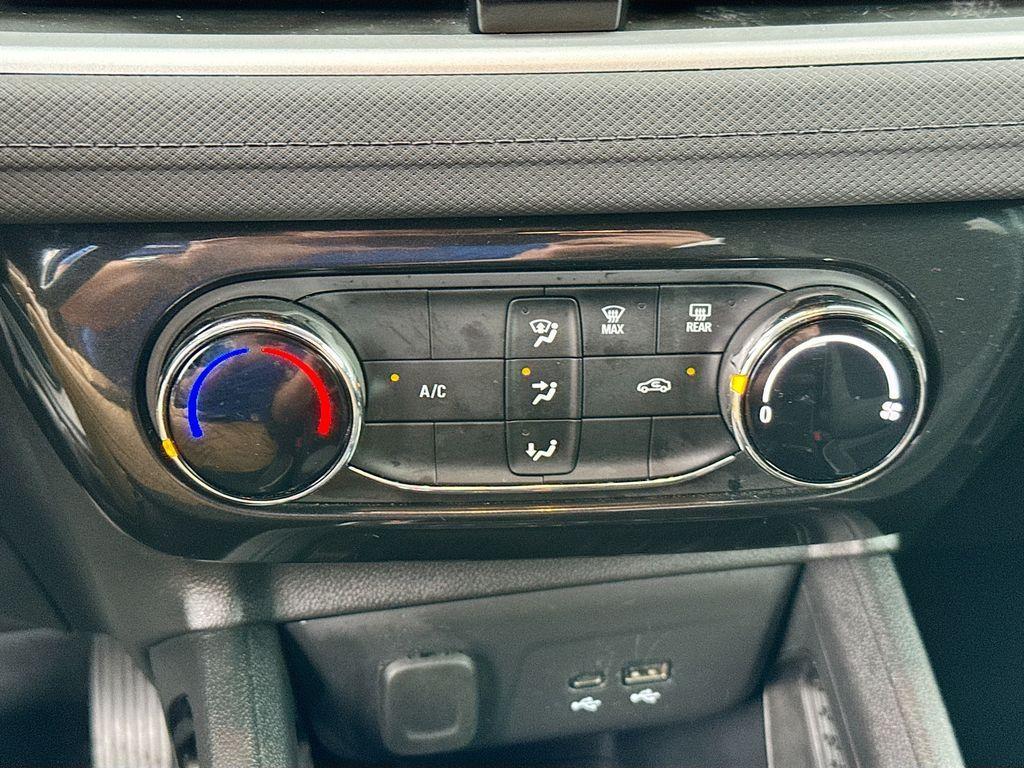 used 2024 Chevrolet TrailBlazer car, priced at $23,287