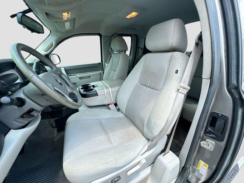 used 2013 Chevrolet Silverado 1500 car, priced at $13,488