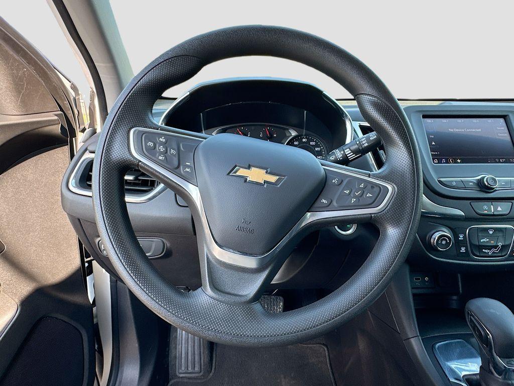 used 2023 Chevrolet Equinox car, priced at $19,490
