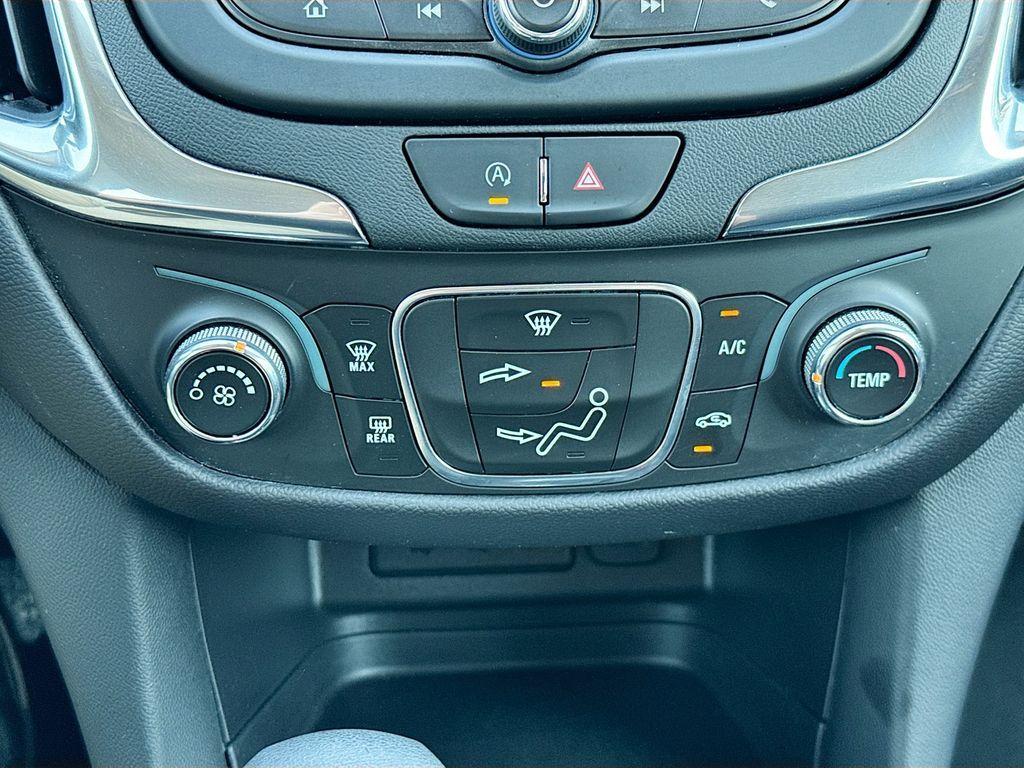 used 2023 Chevrolet Equinox car, priced at $19,490