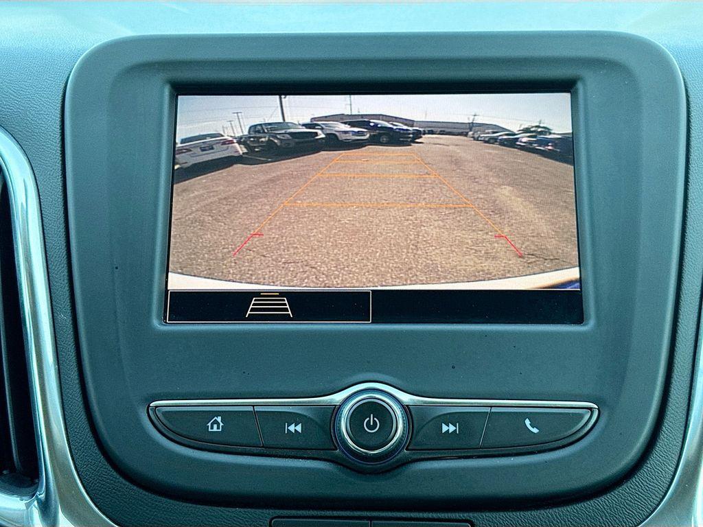used 2023 Chevrolet Equinox car, priced at $19,490