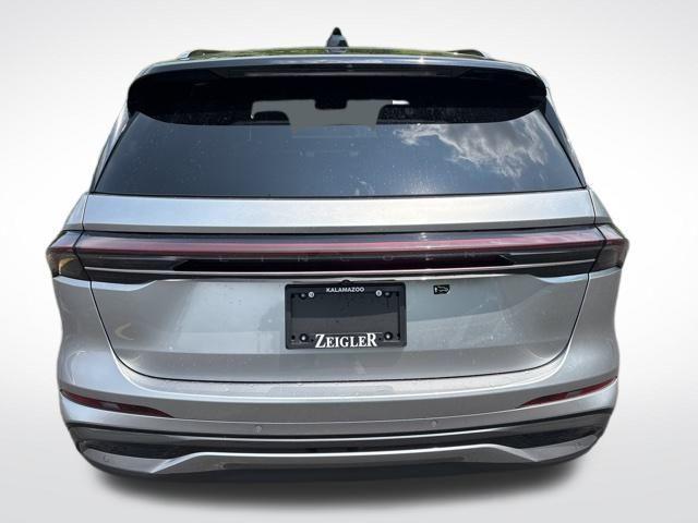 new 2024 Lincoln Nautilus car