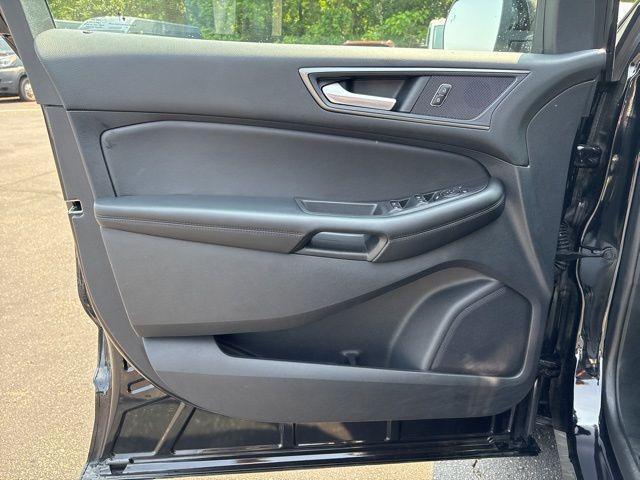 used 2022 Ford Edge car, priced at $25,500