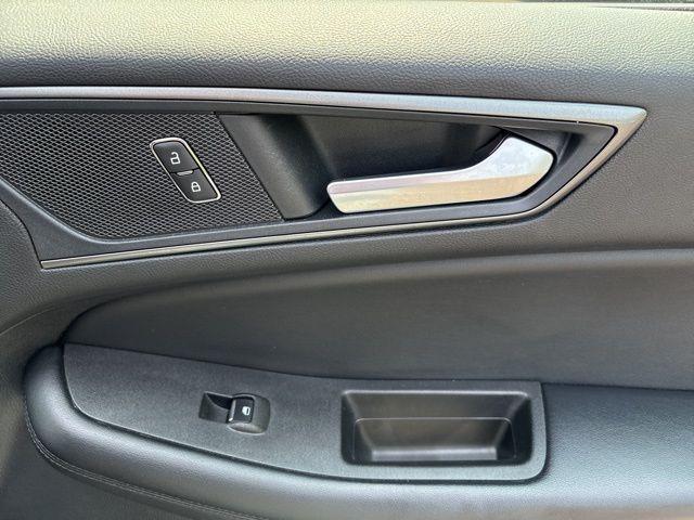 used 2022 Ford Edge car, priced at $25,500
