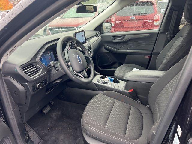 used 2023 Ford Escape car, priced at $22,000