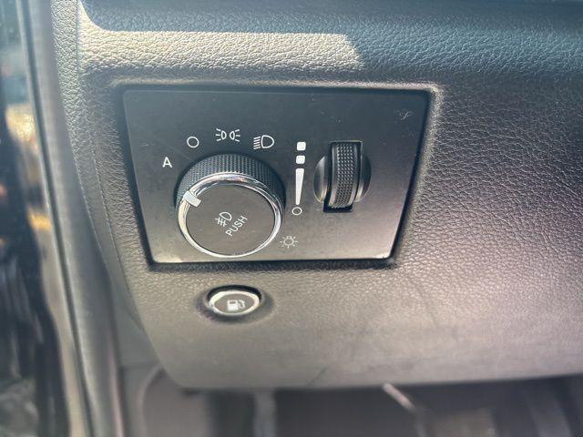 used 2022 Jeep Grand Cherokee WK car, priced at $30,000