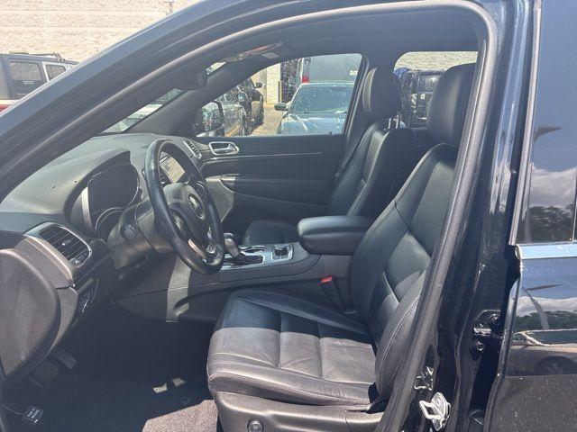 used 2022 Jeep Grand Cherokee WK car, priced at $30,000