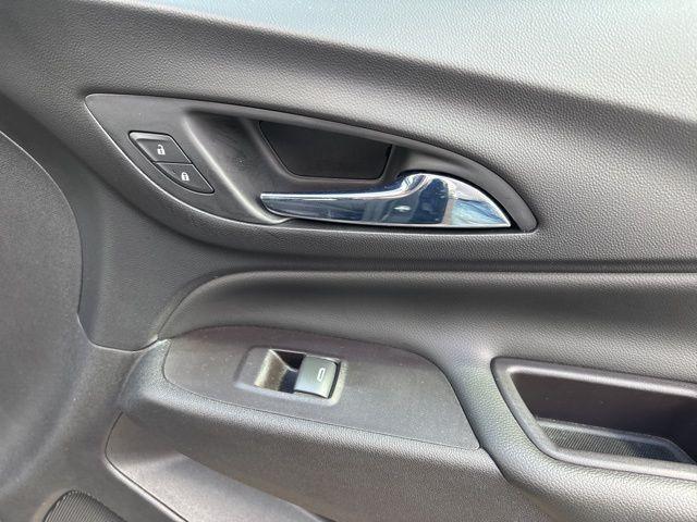 used 2021 Chevrolet Equinox car, priced at $19,315