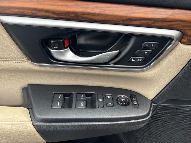 used 2020 Honda CR-V car, priced at $24,000