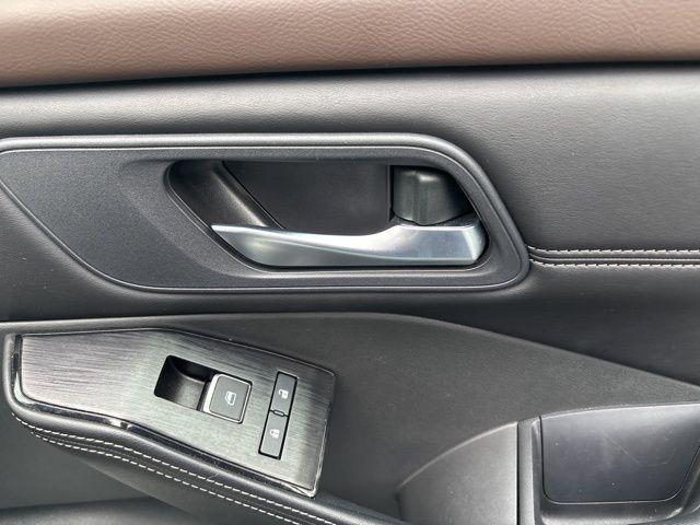 used 2022 Nissan Rogue car, priced at $27,313