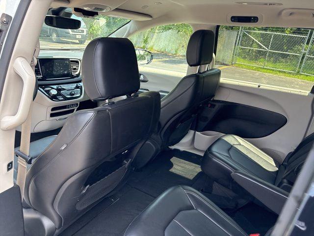used 2024 Chrysler Pacifica car, priced at $34,413