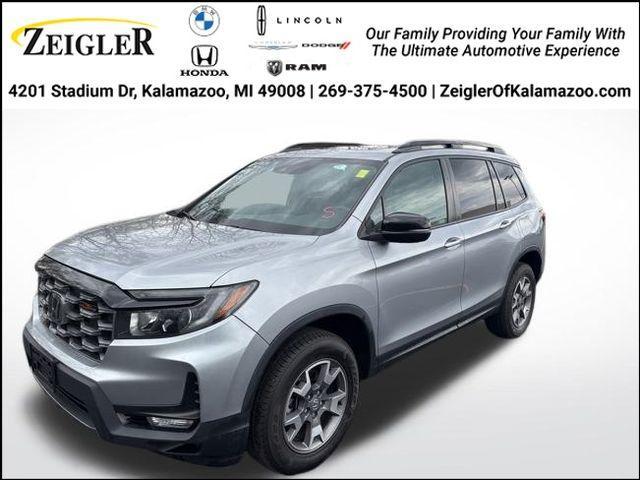 used 2022 Honda Passport car, priced at $33,000
