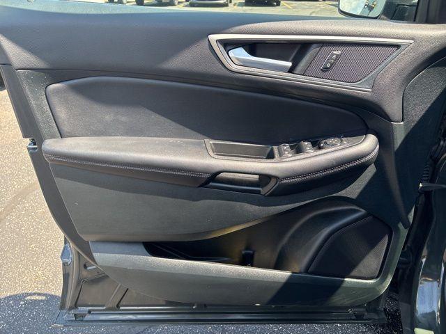 used 2022 Ford Edge car, priced at $25,500