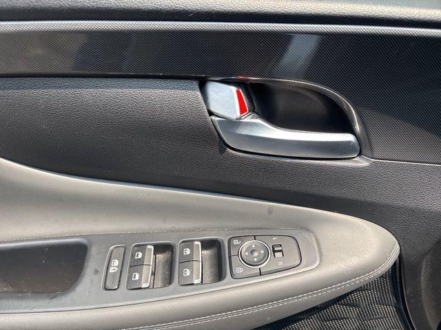 used 2022 Hyundai Santa Fe car, priced at $25,599
